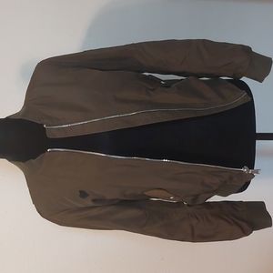 BCBGeneration women's bomber jacket / olive green